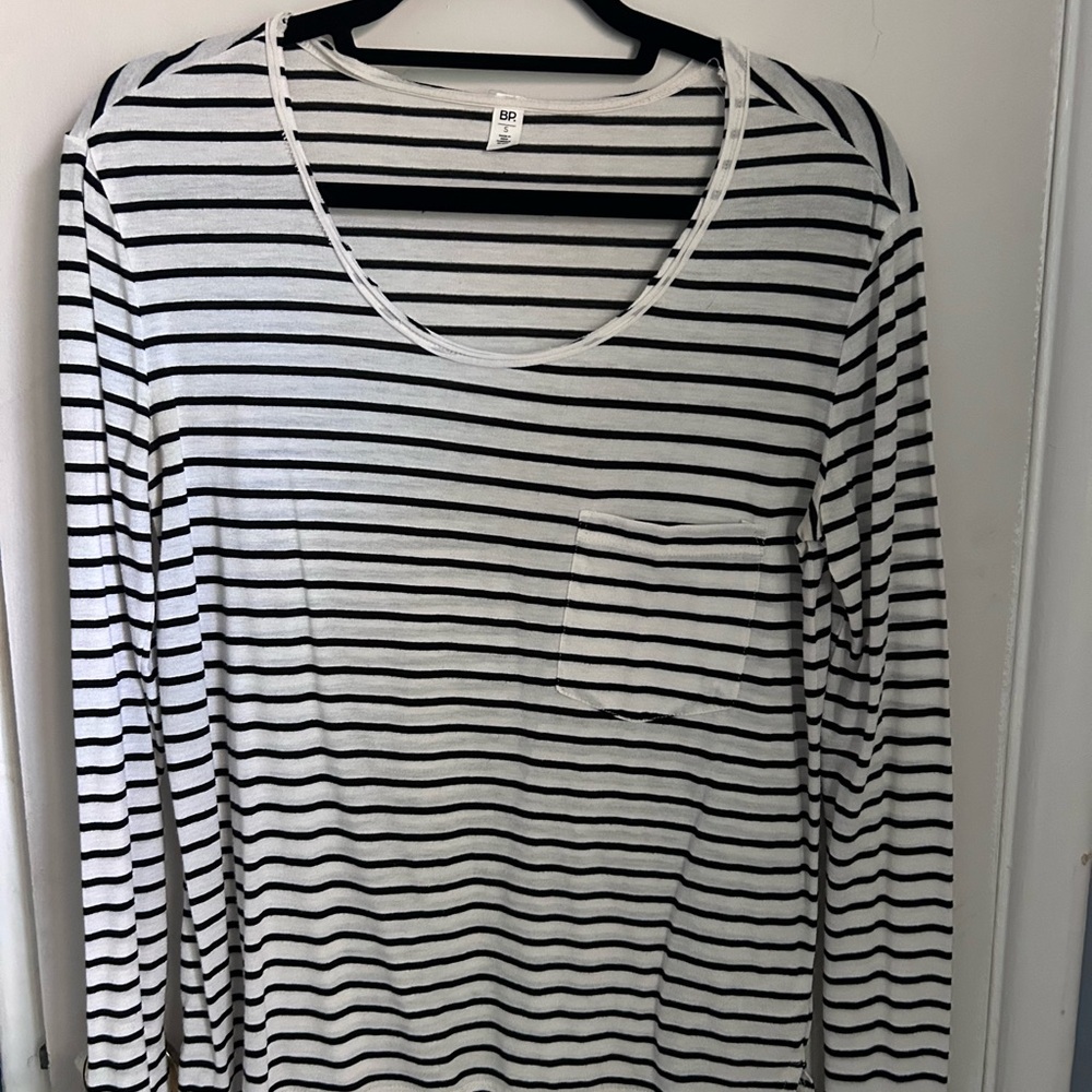 Nordstrom White and Black Striped Long Sleeve Pocket Top